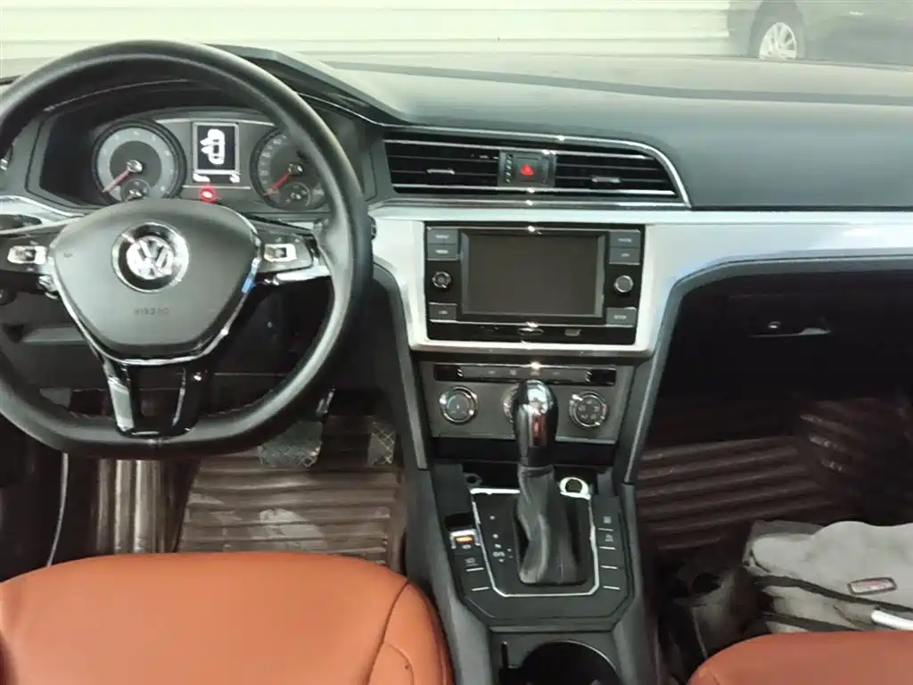 Volkswagen Lamando 2019 230TSI DSG Fashion Edition China VI фото 10