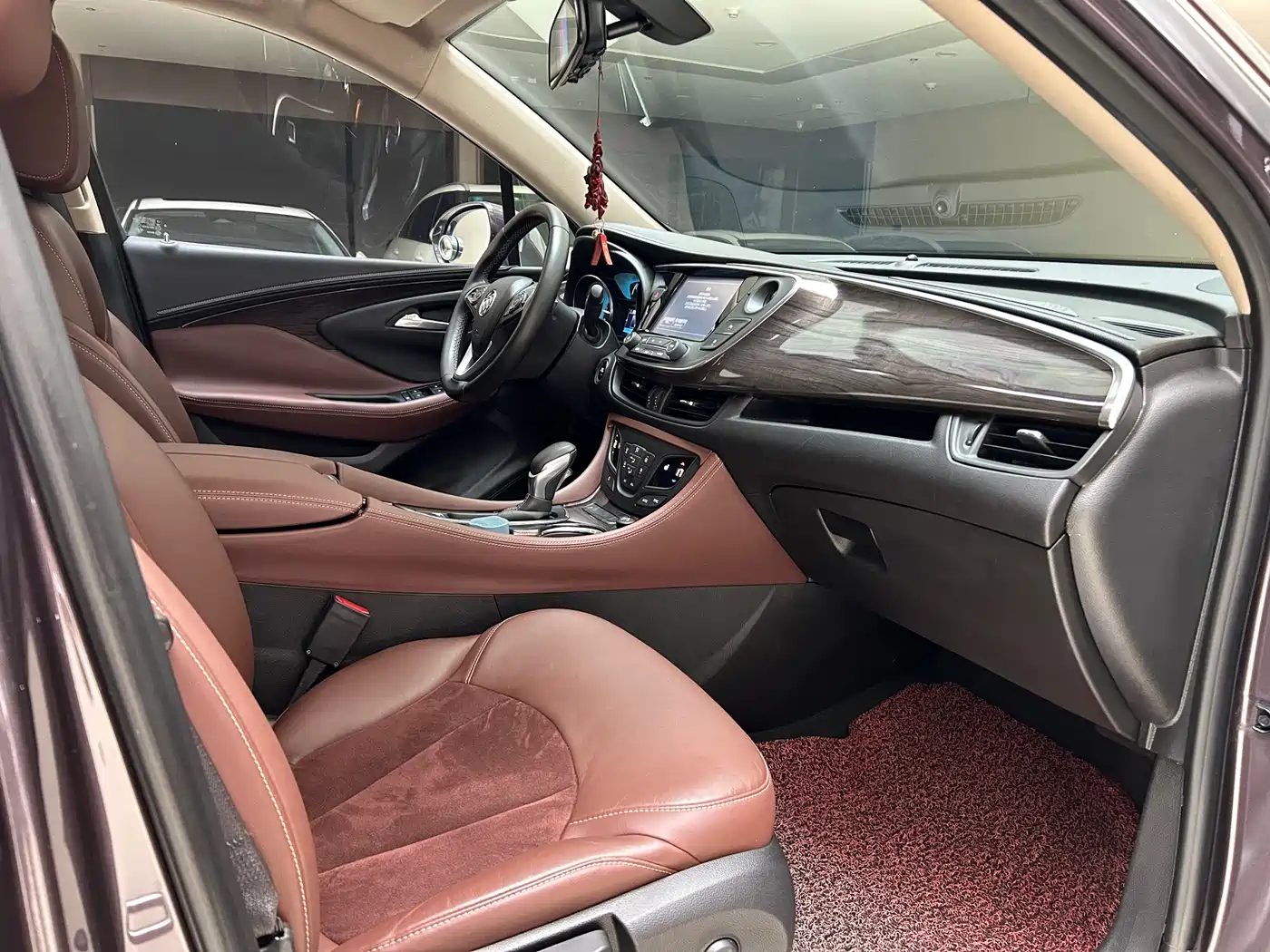 Buick Envision Plus 2017 20T FWD Elite фото 20