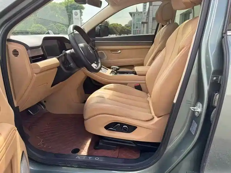 AITO Wenjie AITO M7 2022 1.5T RWD Comfort Edition фото 4