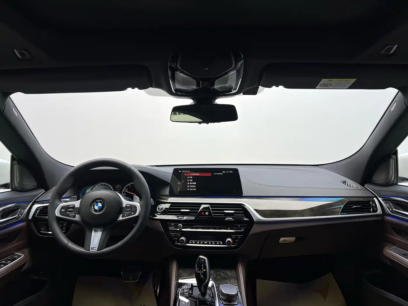 BMW 6 Series GT 2018 640i xDrive M Sport Package фото 17