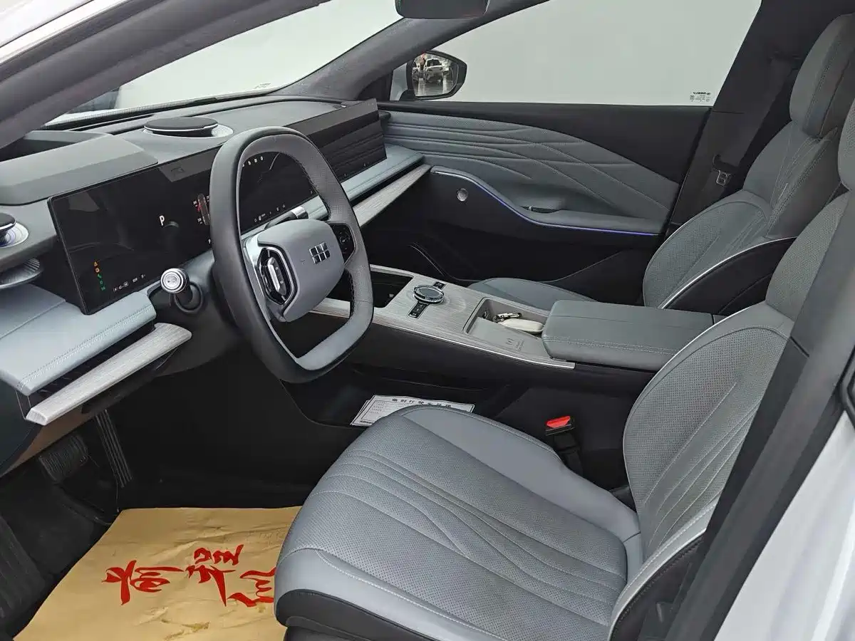 Geely Galaxy Galaxy E8 2024 2024 665km RWD Starship Voyager Edition