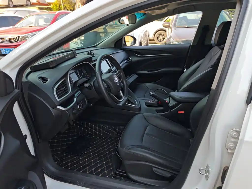 Фото 15 - Buick Excelle
