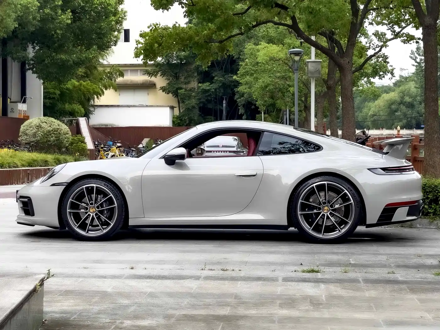 Porsche 911 2023 Carrera 3.0T фото 3