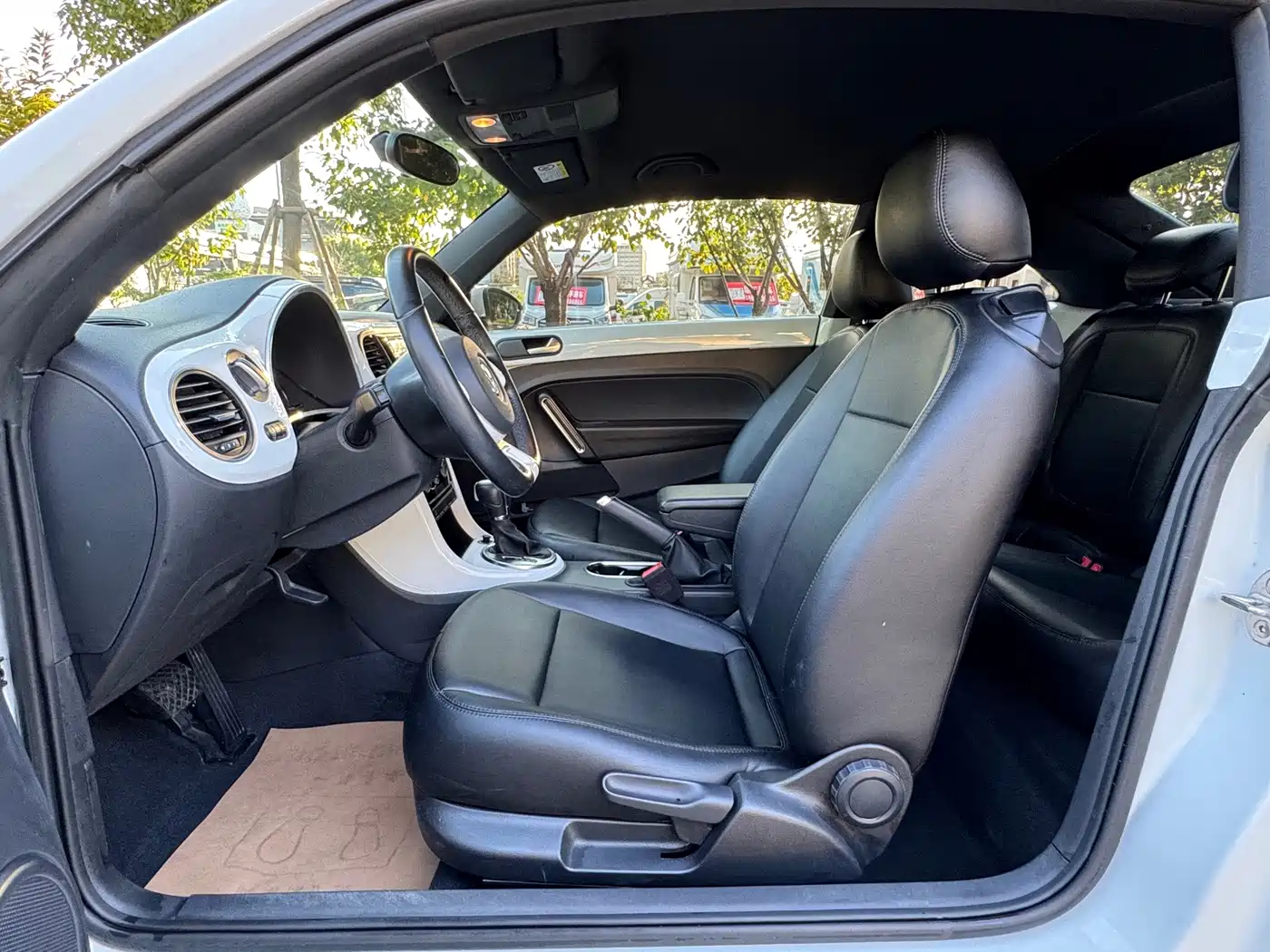 Volkswagen Beetle 2019 2017 180TSI Enjoy