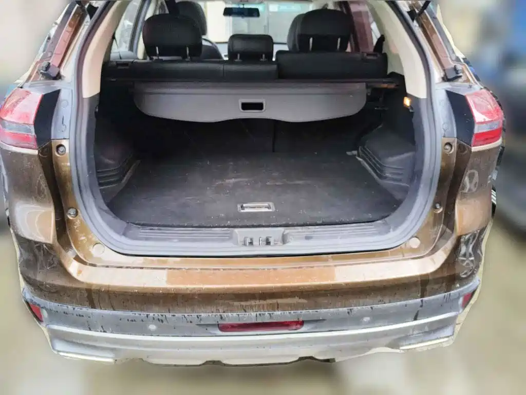 Photo 5 - Geely Boyue