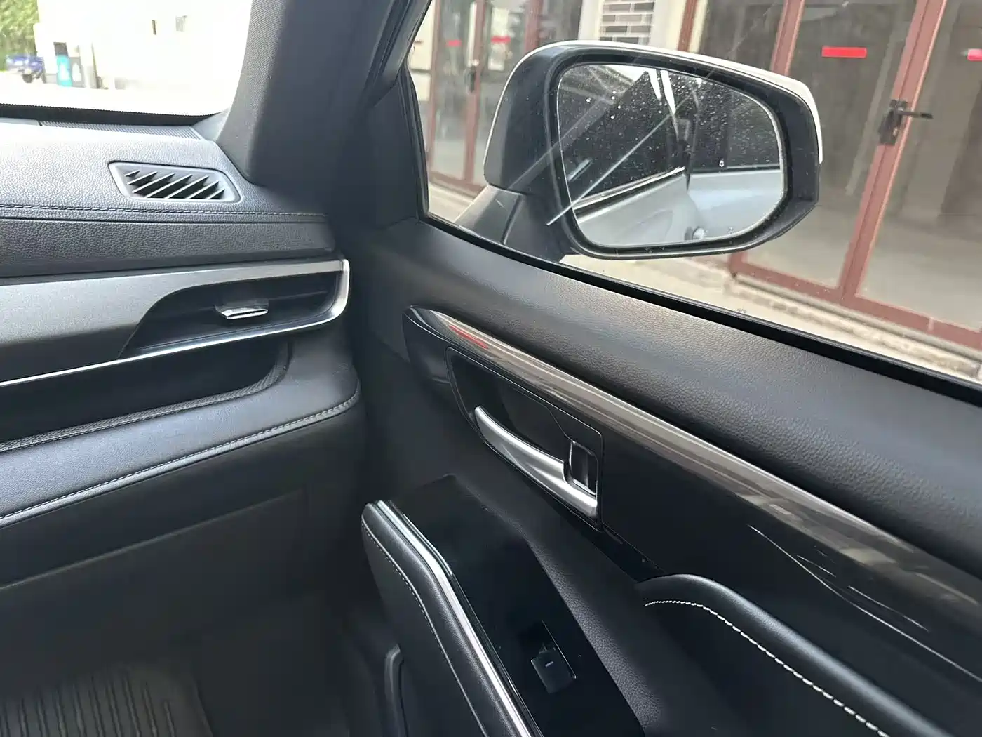 Toyota Crown Kluger 2021 2.5L HEV 4WD Luxury фото 14