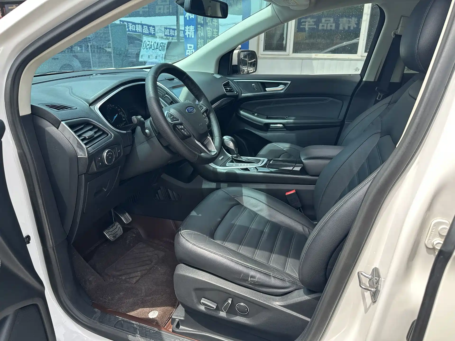 Фото 5 - Ford Edge