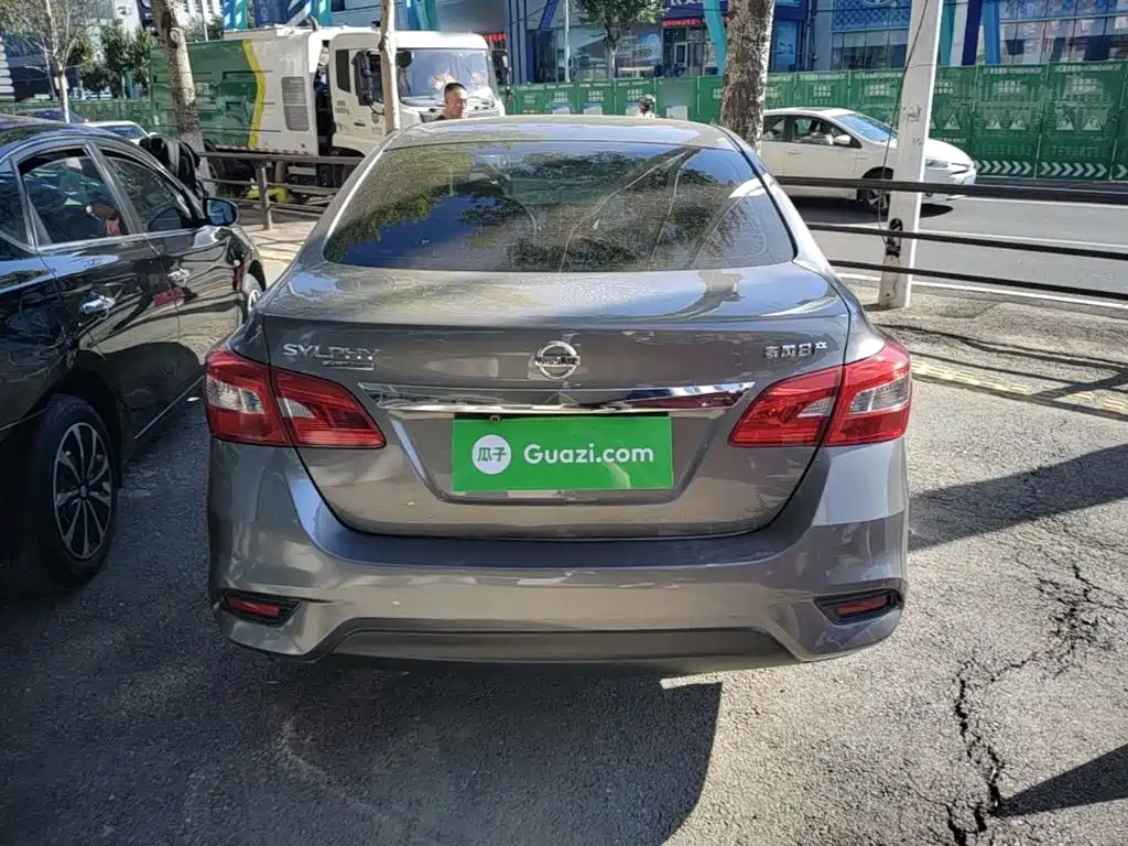 صورة 6 - Nissan Sylphy