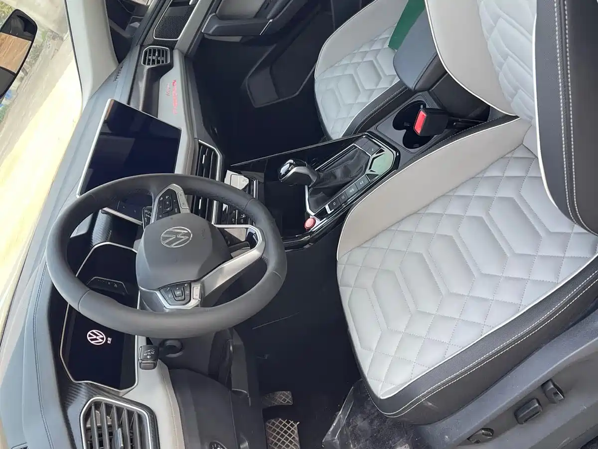 Volkswagen Tayron 2023 280TSI 2WD Luxury Plus Advanced Edition фото 10