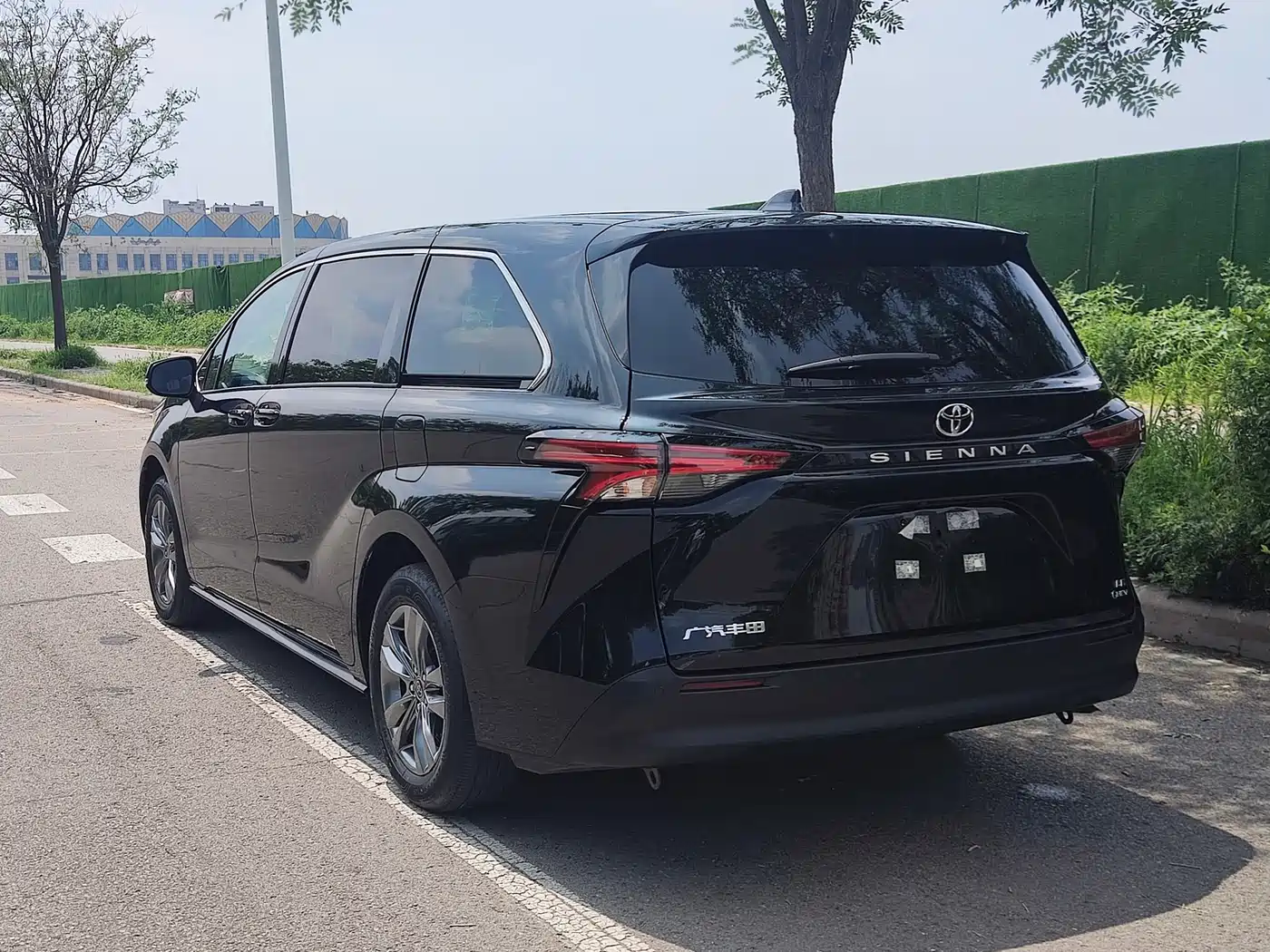 Toyota Sienna 2026 2026 Model 2.5L Hybrid 2WD Comfort Edition