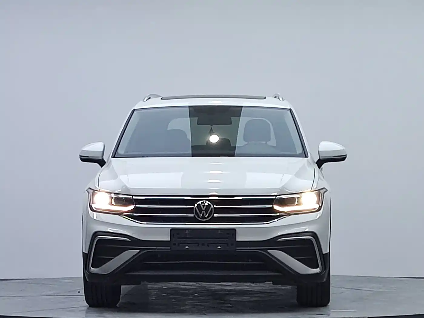 Volkswagen Tiguan L 2023 280TSI 2WD Trend Limited Edition фото 2