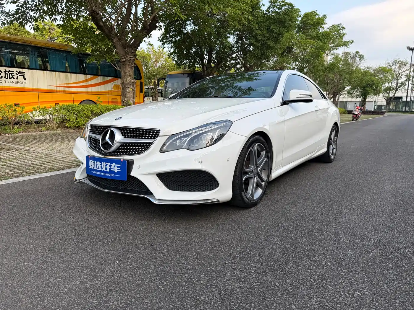 Mercedes-Benz E-Class (Import) 2014 E 260 Coupe