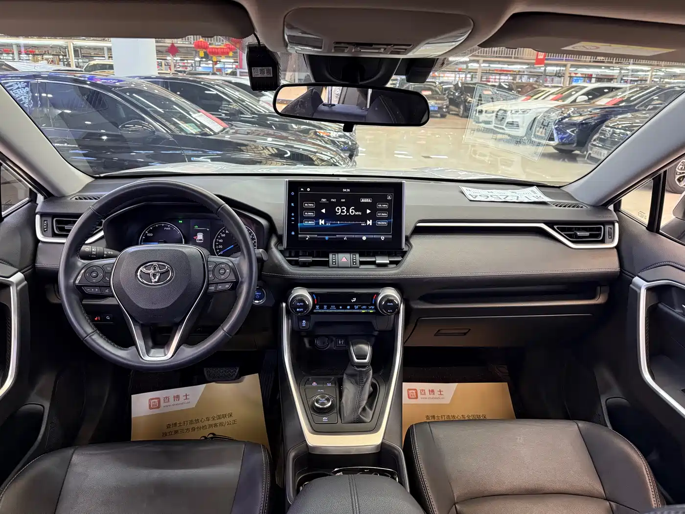 Toyota Wildlander 2021 Hybrid 2.5L E-CVT AWD Luxury Edition фото 9