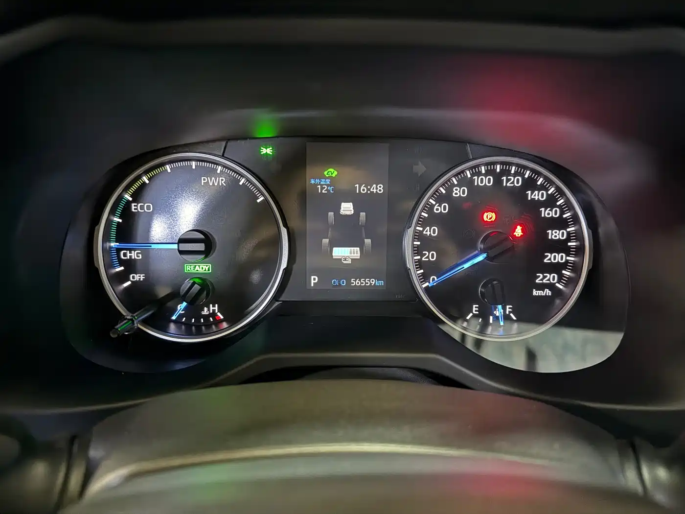 Toyota Wildlander 2021 Hybrid 2.5L E-CVT AWD Luxury Edition фото 13