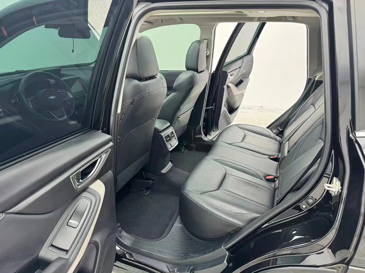 Subaru Forester 2022 2.0i AWD Luxury Edition with EyeSight фото 16