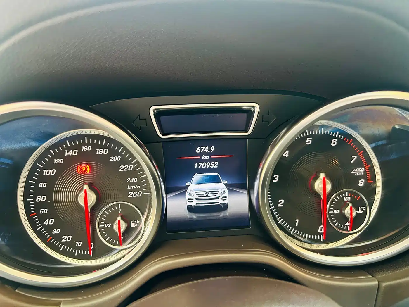 Mercedes-Benz GLE 2018 GLE 320 4MATIC Dynamic Ultimate Edition фото 12