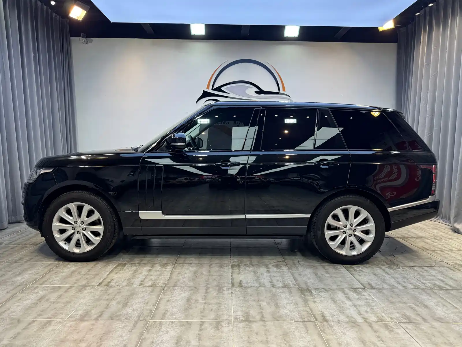 Фото 4 - Land Rover Range Rover