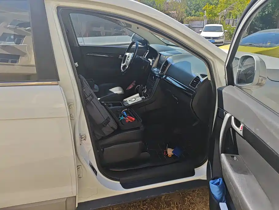 Chevrolet Captiva 2012 2012 2.4L 4WD Flagship Edition 7-Seater