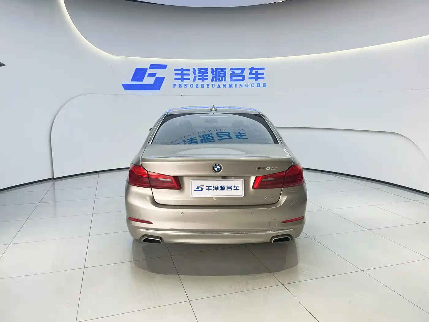 BMW 5 Series 2018 525Li Luxury Package фото 5