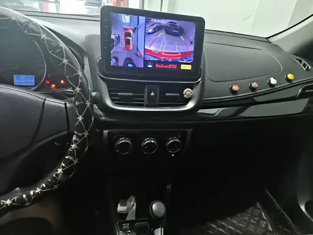 Toyota Yaris, миниатюра 13