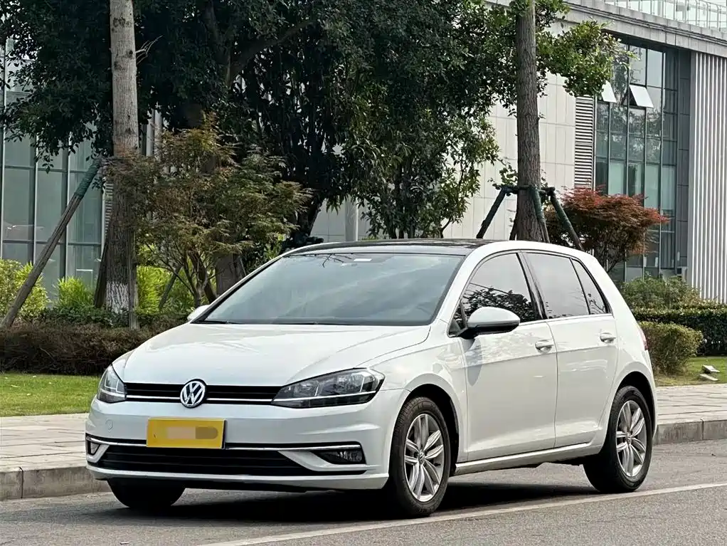 Volkswagen Golf 2018 1.6L Automatic Comfort