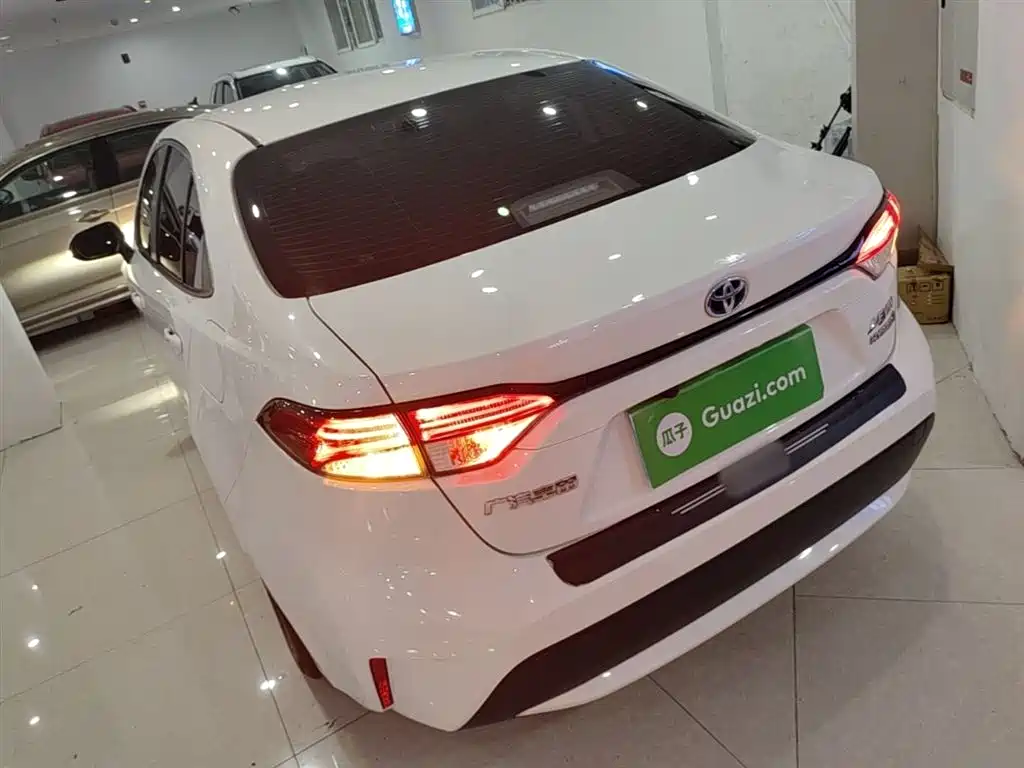 Toyota Levin 2022 Dual Engine 1.8H E-CVT Progressive Edition фото 5