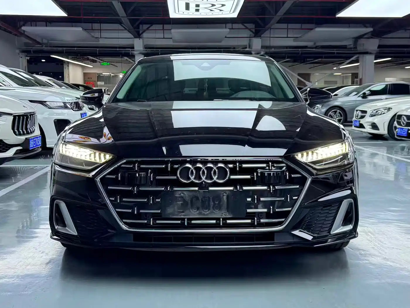 Audi A7L 2024 45TFSI S-line Dream Edition Crystal Package фото 3