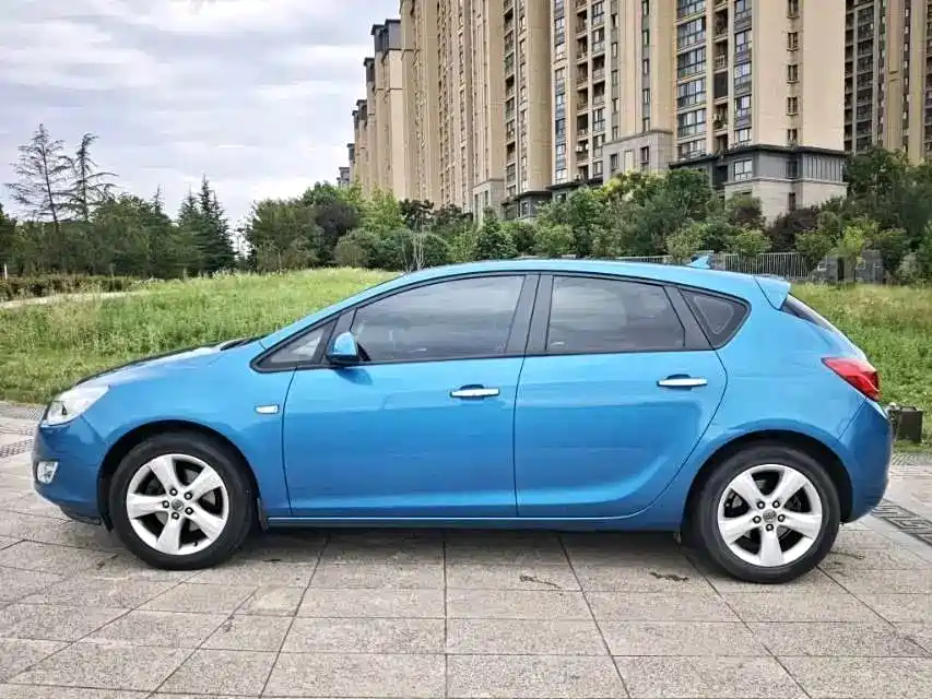 Фото 7 - Buick Excelle