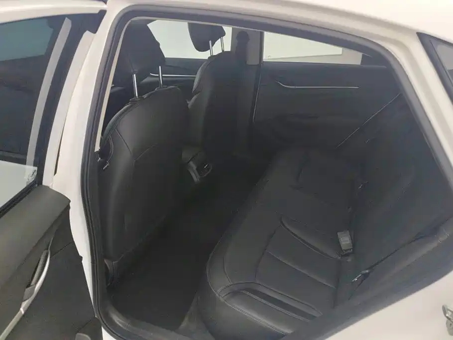 Фото 11 - Buick Excelle