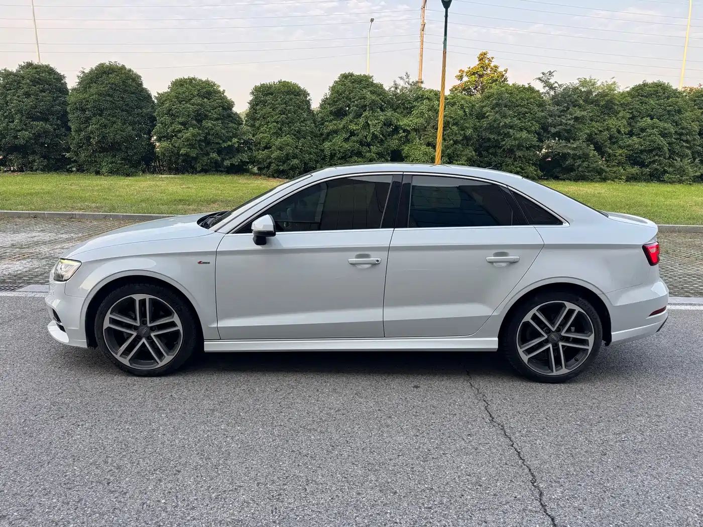 Audi A3 2019 Limousine 35 TFSI Sport China VI фото 3