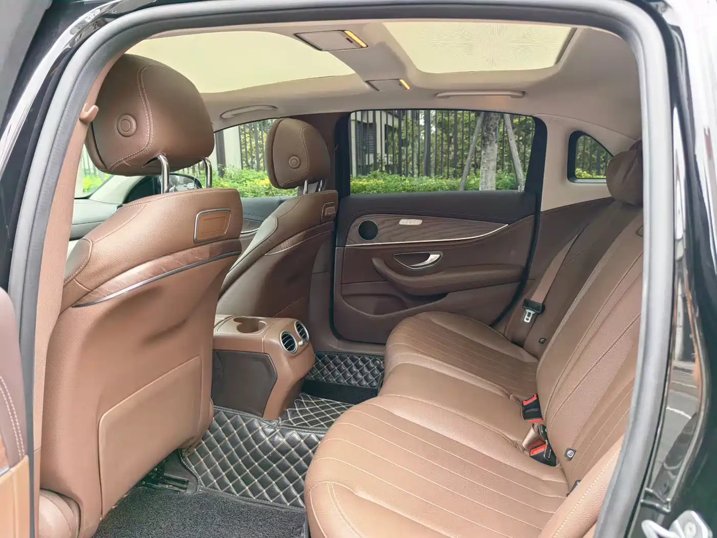 Mercedes-Benz E-Class 2020 Facelift E 300 L Fashion фото 4