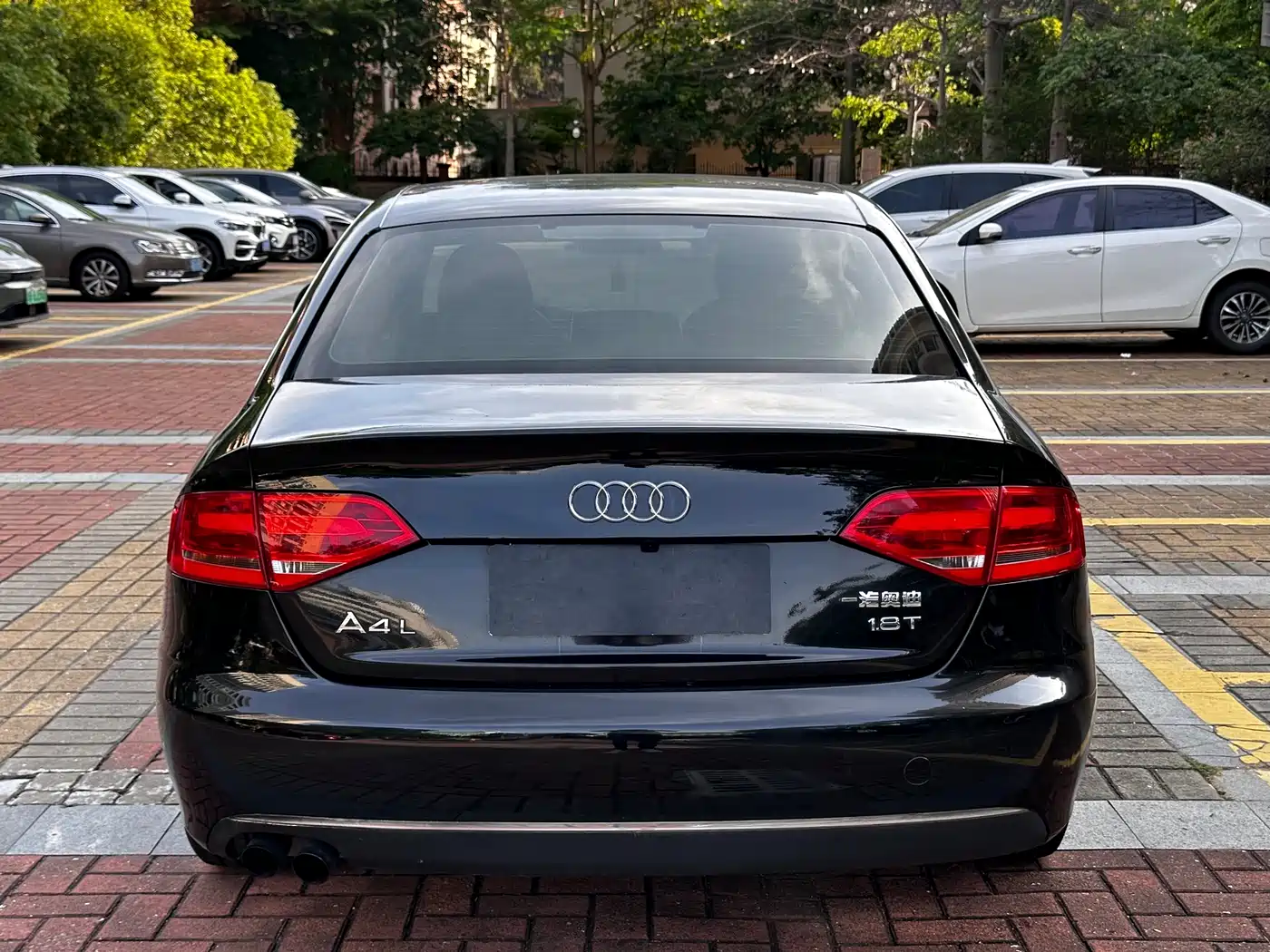 Audi A4L 2012 1.8 TFSI Manual Comfort фото 6