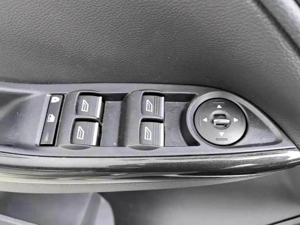Ford Focus 2015 2015 Hatchback EcoBoost 125 Automatic Premium Trend