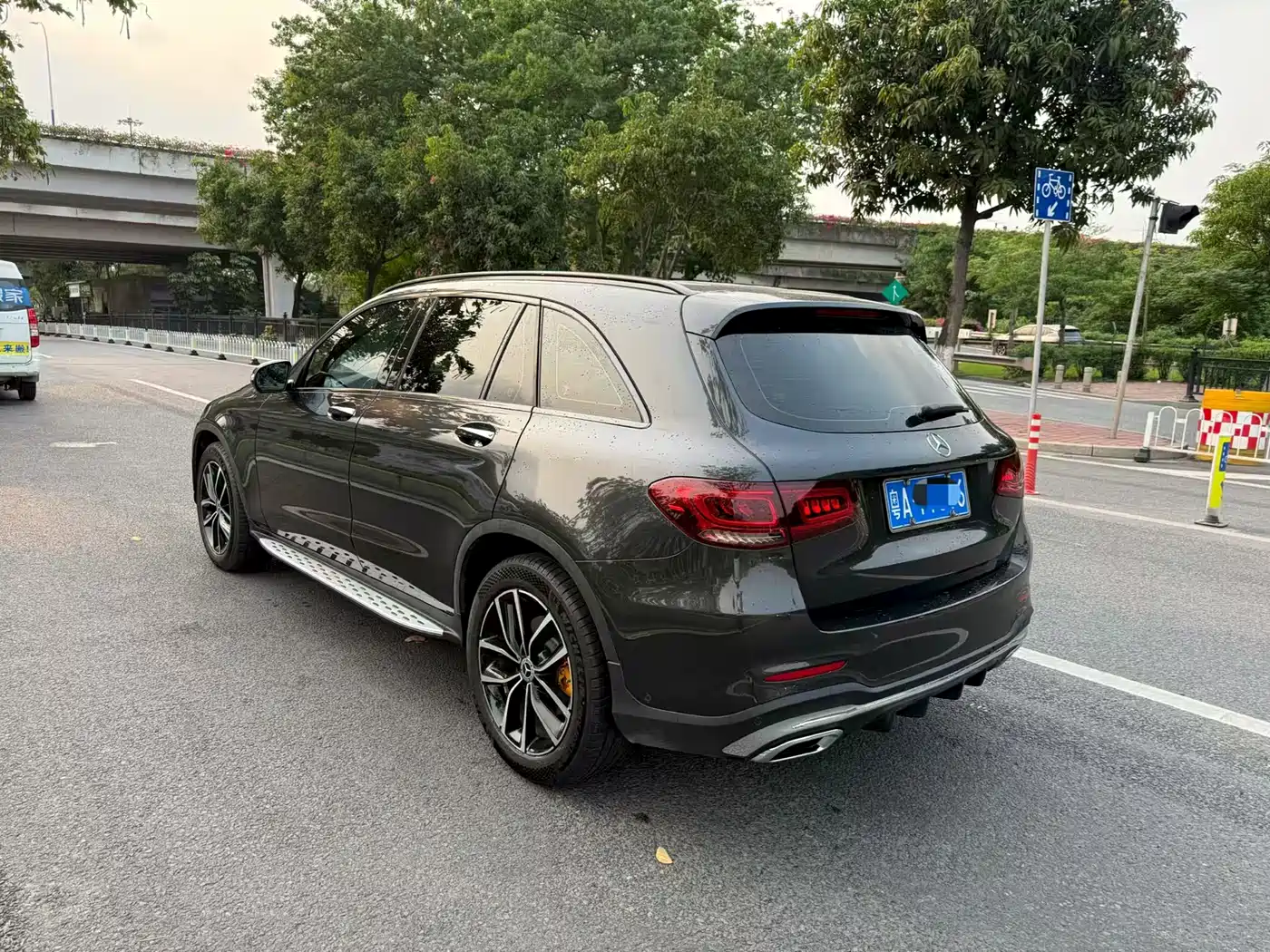 Mercedes-Benz GLC 2020 GLC 300 L 4MATIC Dynamic фото 4