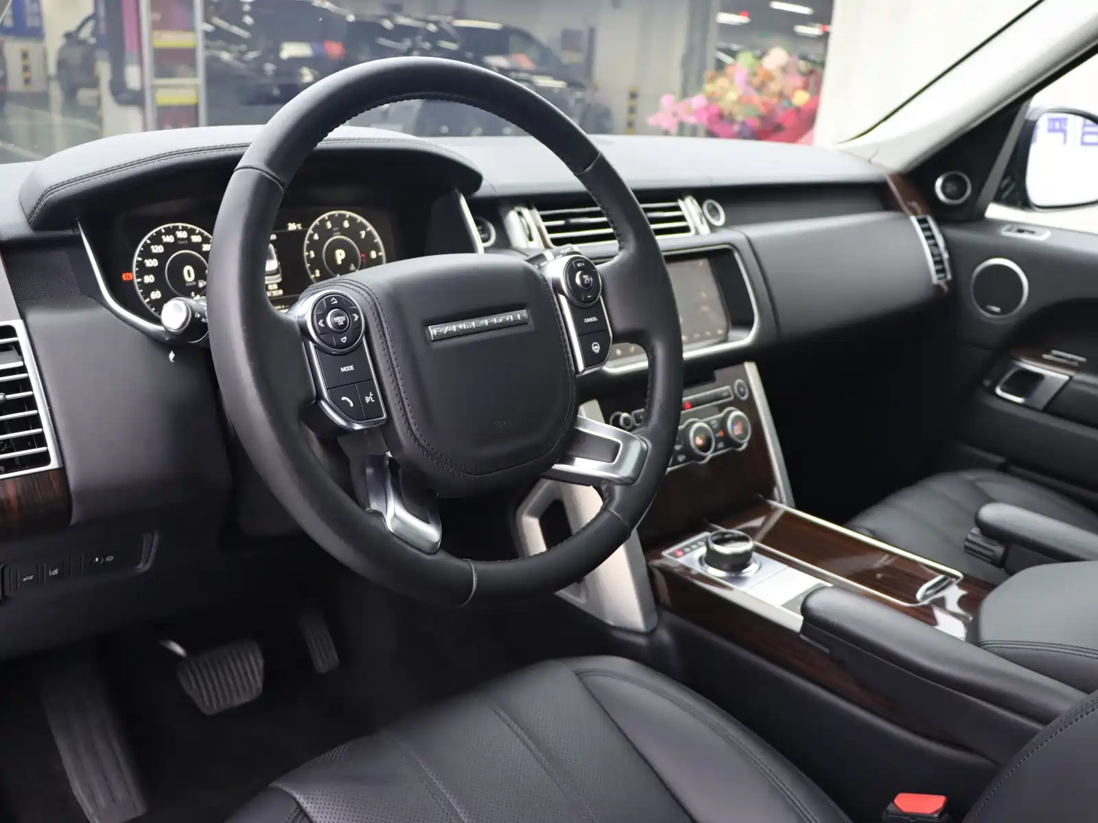 Фото 6 - Land Rover Range Rover