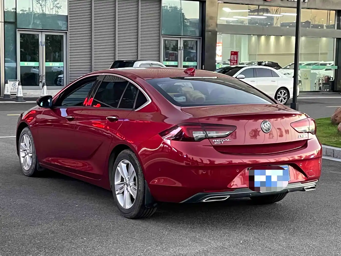 Photo 7 - Buick Regal