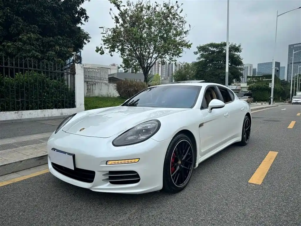 Porsche Panamera 2014 Panamera 4 3.0T