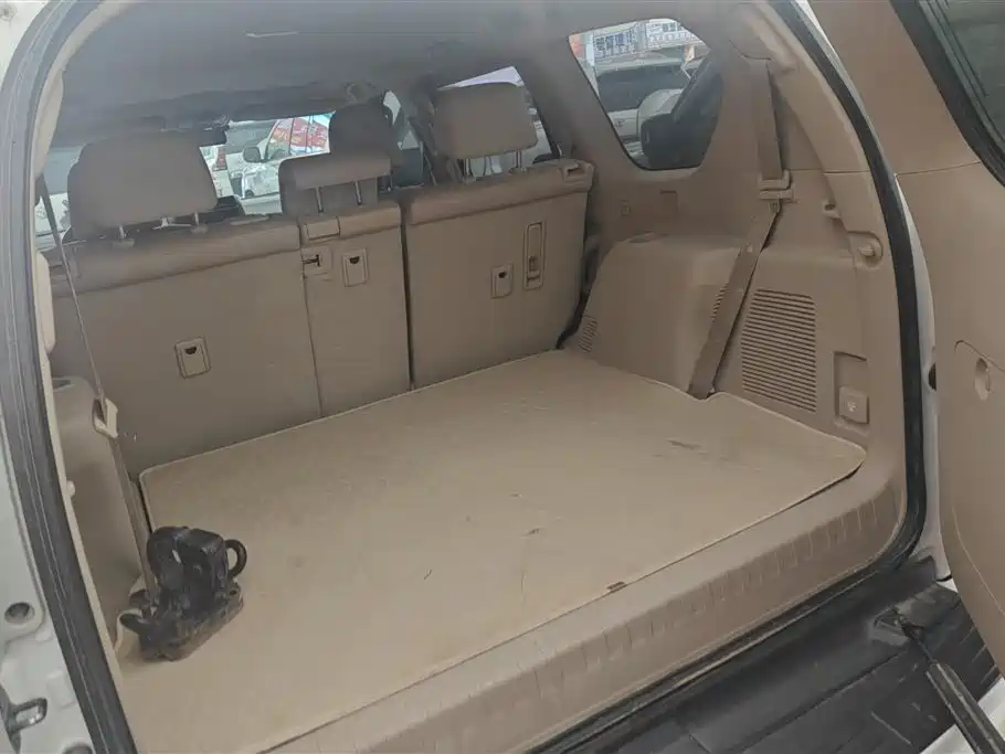 Toyota Prado 2010 4.0L Automatic TX фото 4