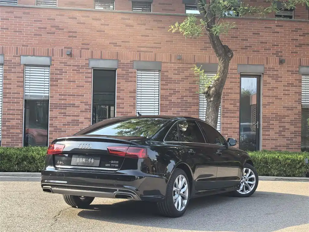 Audi A6L 2018 30th Anniversary 35 TFSI Fashion фото 4