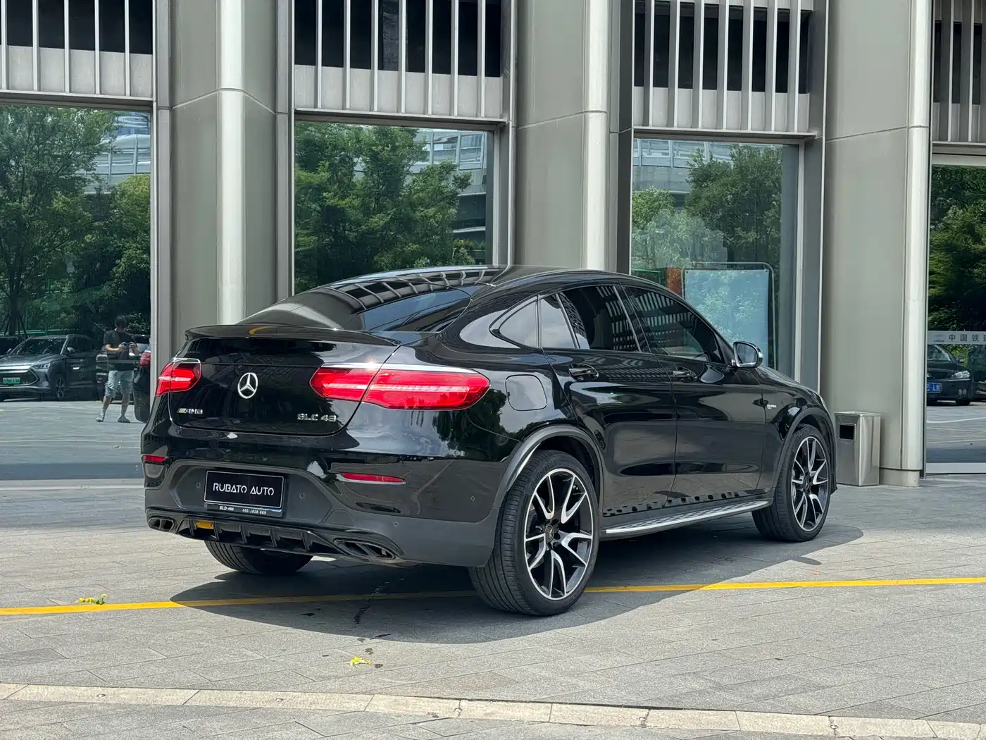 Mercedes-Benz GLC Coupe AMG 2017 AMG GLC 43 4MATIC Coupe SUV фото 4