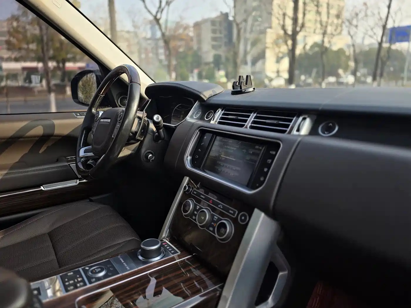 Land Rover Range Rover 2017 3.0 SC V6 Vogue фото 9