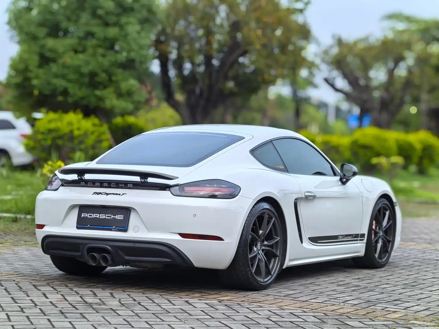 Porsche 718 2019 Cayman T 2.0T фото 5