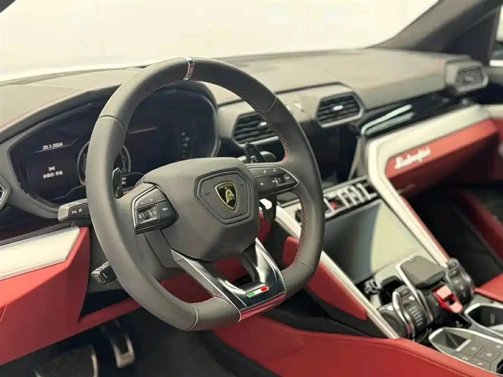 Lamborghini Urus 2024 2023 4.0T V8 S