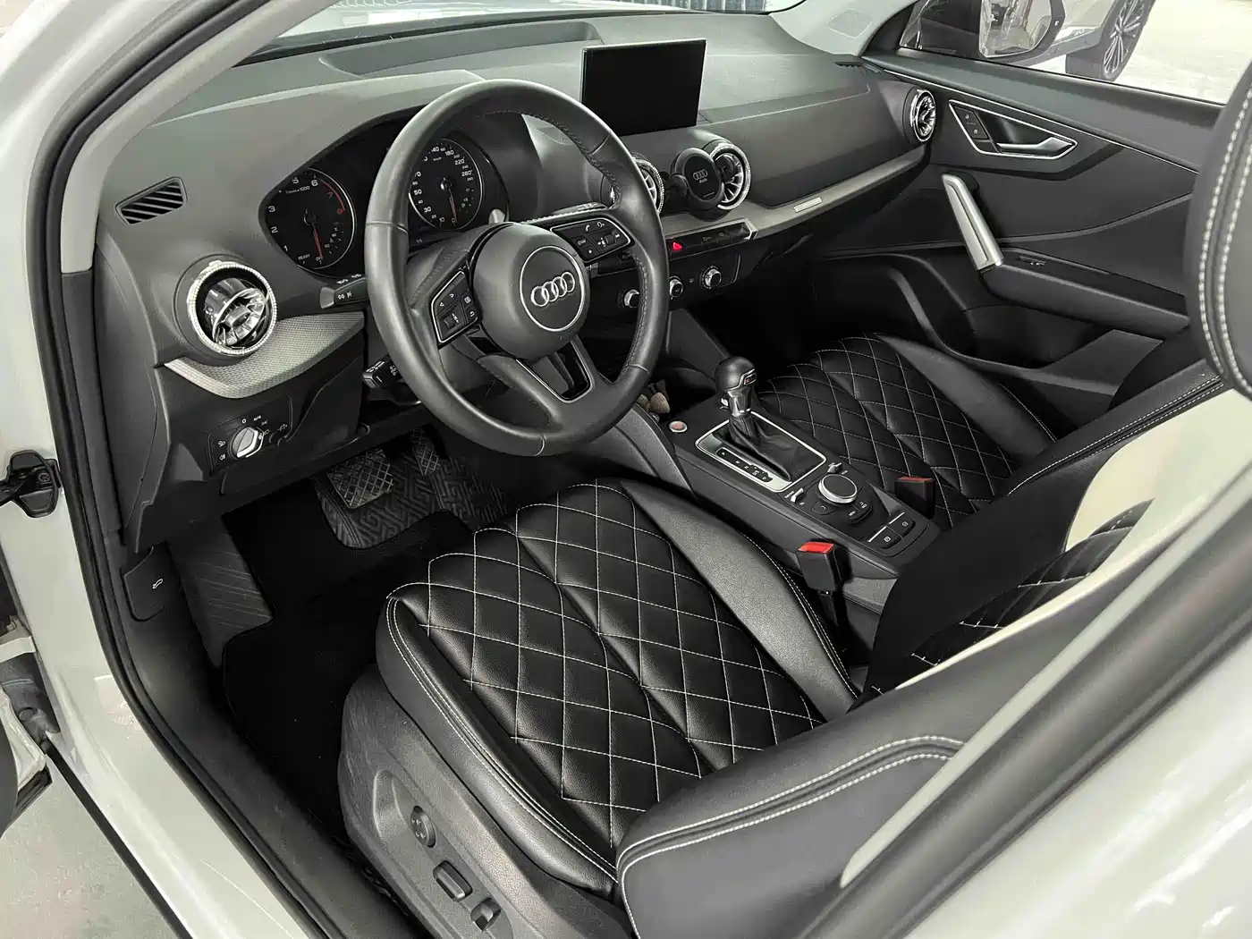 Audi Q2L 2021 Model 35 TFSI Fashion Dynamic фото 10