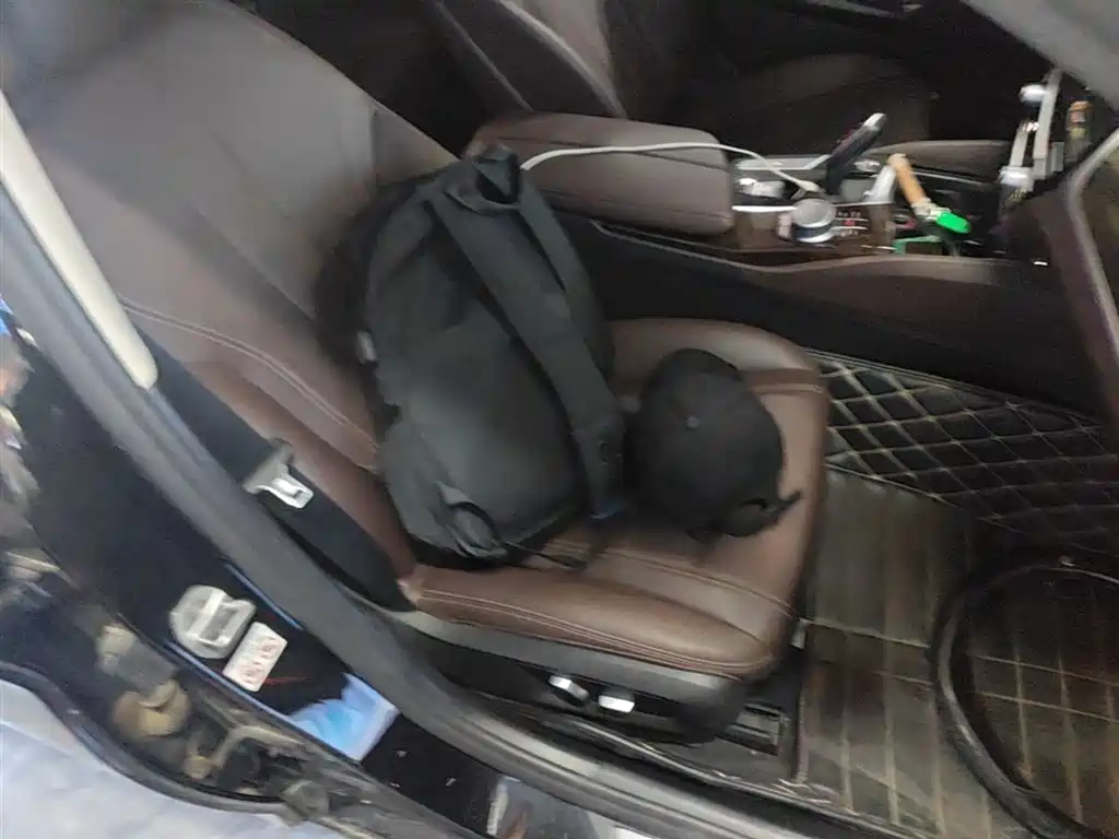 BMW 5 Series 2020 525Li Luxury Package фото 25