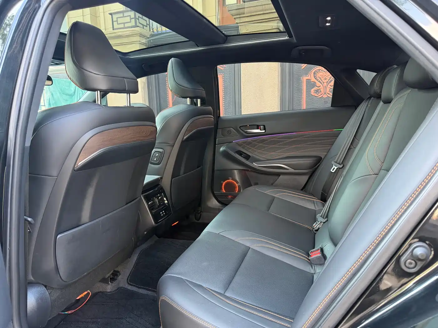 Toyota Avalon 2024 2.0L Luxury Edition фото 6