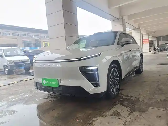 Exeed Exlantix ET 2024 Extended Range 240 Ultra AWD