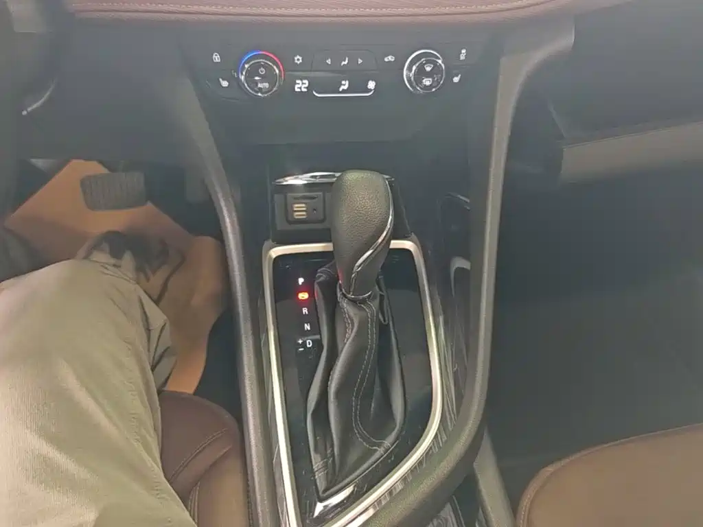 Buick GL6 2017 2018 18T 6-Seater Luxury