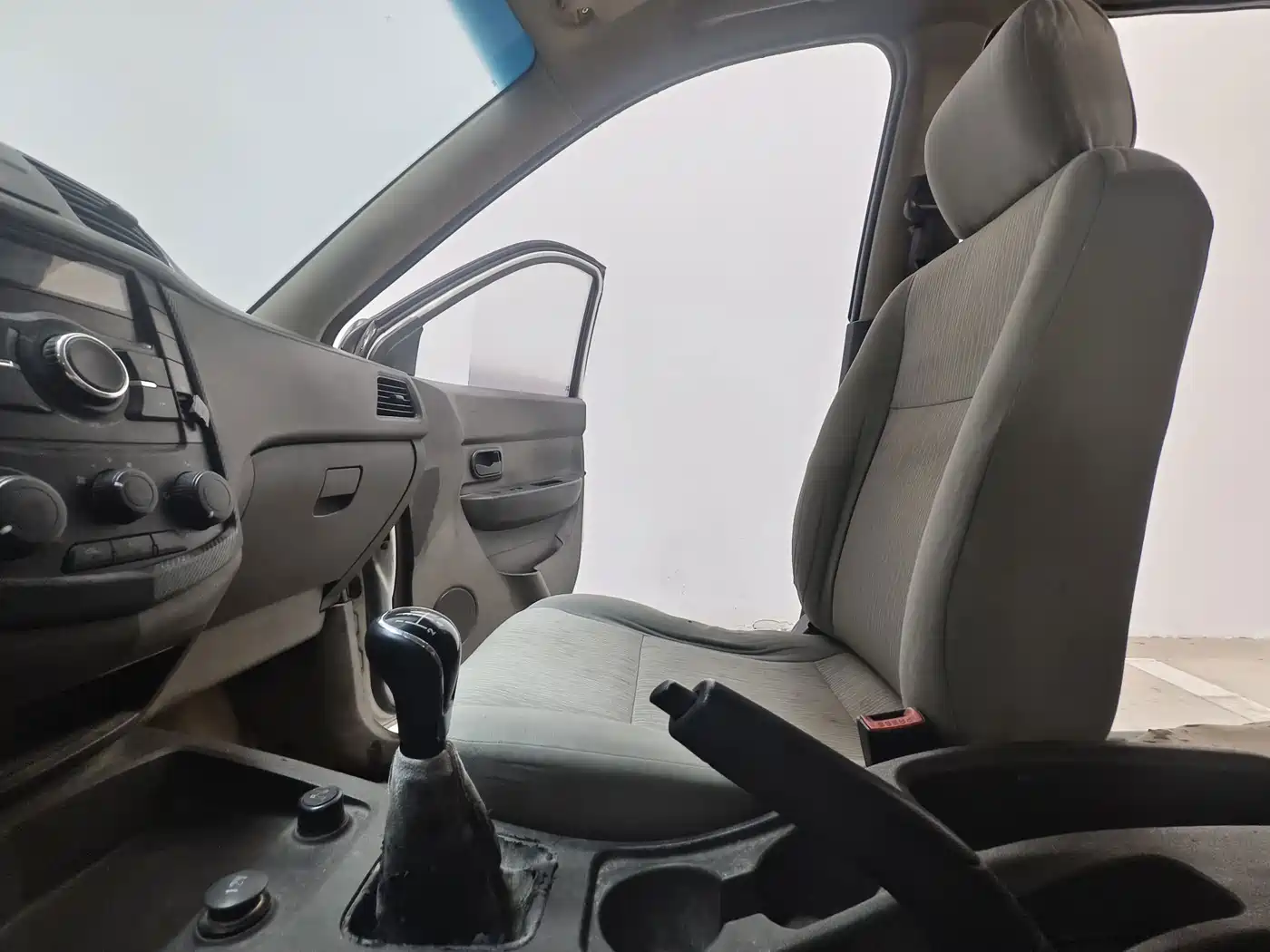Wuling Motors Wuling Hongguang 2015 2015 1.5L S Basic China V
