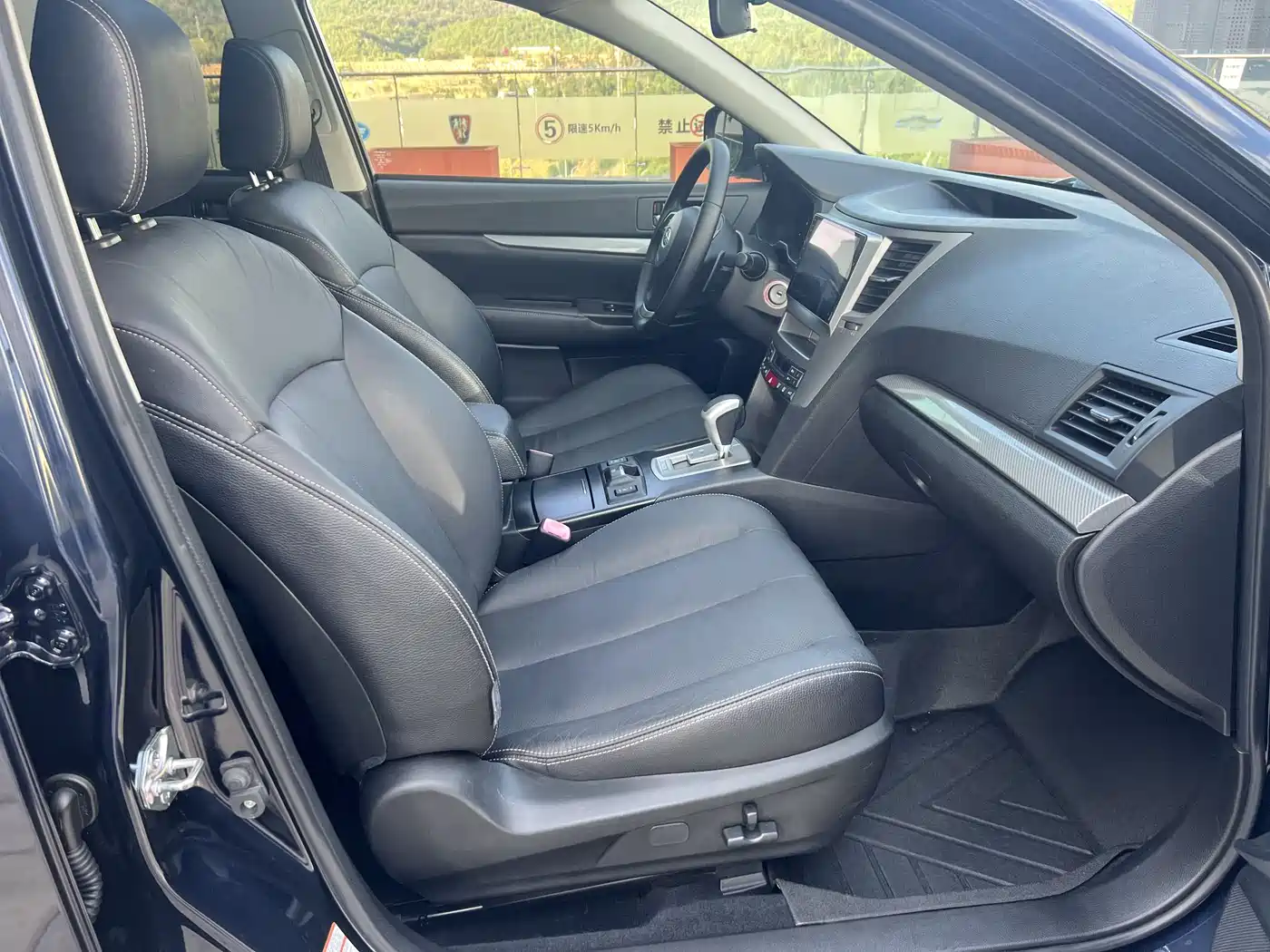Subaru Outback 2014 2.5i Elegance Sport Edition фото 6